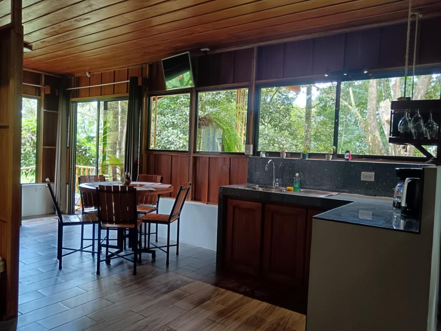 Gambas Lodge La Fortuna 외부 사진